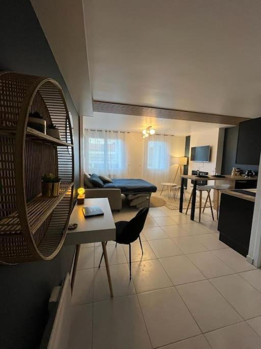 Apartmán Petit Cocon En Hyper-Centre Remeš Exteriér fotografie