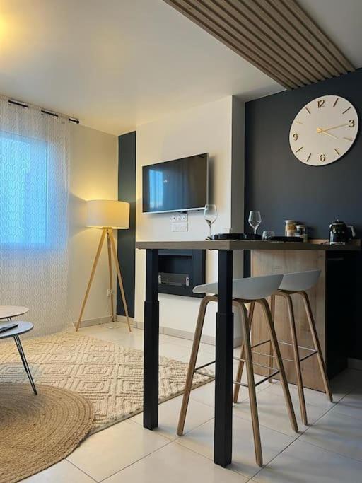 Apartmán Petit Cocon En Hyper-Centre Remeš Exteriér fotografie