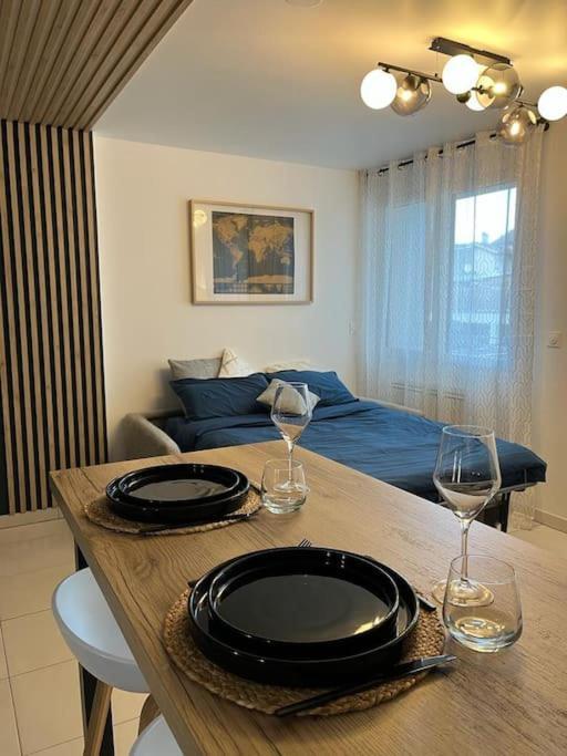 Apartmán Petit Cocon En Hyper-Centre Remeš Exteriér fotografie